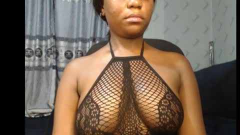 Snapshot of ebony_sexy_queen chatting on January 9, 2025, 6:47 pm Racheal online show from January 9, 2025, 6:47 pm