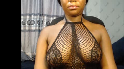Snapshot of ebony_sexy_queen chatting on January 15, 2025, 9:02 am Racheal online show from January 15, 2025, 9:02 am