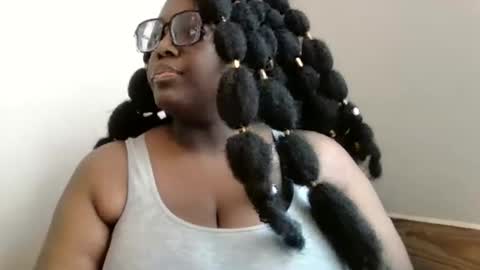 Snapshot of ebonybigtitqueen3 chatting on November 2, 2025, 4:42 pm ebonybigtitqueen3 online show from November 2, 2025, 4:42 pm