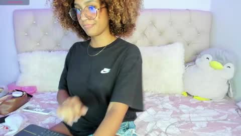 Queen Ebony online show from February 10, 2025, 3:35 am