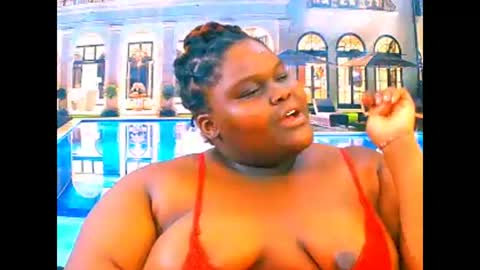 Snapshot of ebonyhotbuns4u2luv chatting on February 1, 2026, 7:18 am ebonyhotbuns4u2luv online show from February 1, 2026, 7:18 am