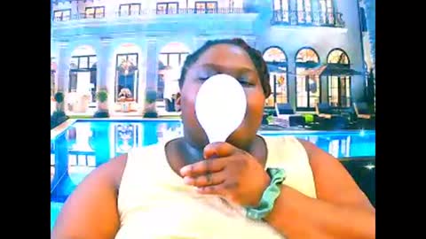 Snapshot of ebonyhotbuns4u2luv chatting on February 7, 2026, 7:06 pm ebonyhotbuns4u2luv online show from February 7, 2026, 7:06 pm