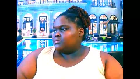 Snapshot of ebonyhotbuns4u2luv chatting on February 9, 2026, 7:29 pm ebonyhotbuns4u2luv online show from February 9, 2026, 7:29 pm