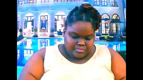 Snapshot of ebonyhotbuns4u2luv chatting on February 11, 2026, 7:46 am ebonyhotbuns4u2luv online show from February 11, 2026, 7:46 am