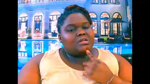 Snapshot of ebonyhotbuns4u2luv chatting on February 16, 2026, 7:59 am ebonyhotbuns4u2luv online show from February 16, 2026, 7:59 am