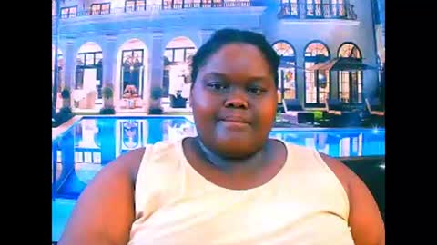 Snapshot of ebonyhotbuns4u2luv chatting on February 25, 2026, 7:12 pm ebonyhotbuns4u2luv online show from February 25, 2026, 7:12 pm