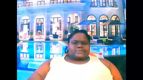 Snapshot of ebonyhotbuns4u2luv chatting on February 26, 2026, 7:18 am ebonyhotbuns4u2luv online show from February 26, 2026, 7:18 am