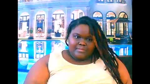 Snapshot of ebonyhotbuns4u2luv chatting on February 28, 2026, 10:05 am ebonyhotbuns4u2luv online show from February 28, 2026, 10:05 am