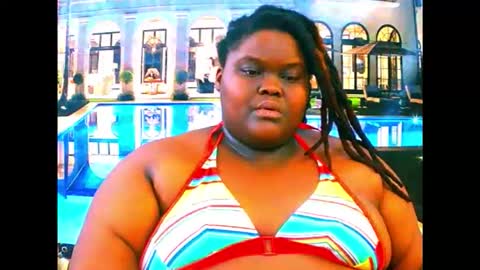 Snapshot of ebonyhotbuns4u2luv chatting on March 12, 2026, 10:43 am ebonyhotbuns4u2luv online show from March 12, 2026, 10:43 am