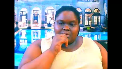 Snapshot of ebonyhotbuns4u2luv chatting on March 15, 2026, 11:49 am ebonyhotbuns4u2luv online show from March 15, 2026, 11:49 am