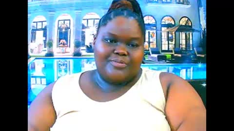 Snapshot of ebonyhotbuns4u2luv chatting on March 21, 2026, 5:45 am ebonyhotbuns4u2luv online show from March 21, 2026, 5:45 am