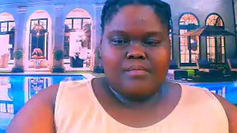 Snapshot of ebonyhotbuns4u2luv chatting on June 28, 2026, 12:27 am ebonyhotbuns4u2luv online show from June 28, 2026, 12:27 am