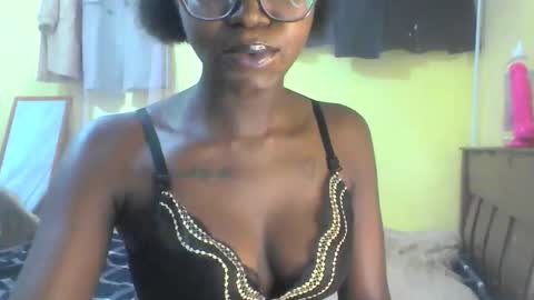 Ebonymuse2 online show from March 31, 2026, 7:53 am