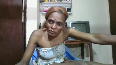 Snapshot of ebonyqueen4 chatting on October 9, 2025, 8:18 pm JACKLINE online show from October 9, 2025, 8:18 pm