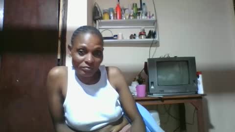 Snapshot of ebonyqueen4 chatting on October 19, 2025, 12:44 am JACKLINE online show from October 19, 2025, 12:44 am