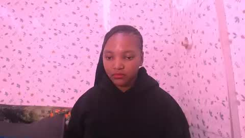 ebonysativa online show from April 7, 2026, 4:35 am