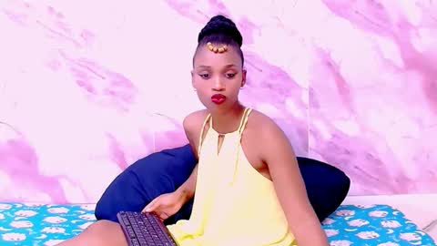 Snapshot of ebonystarlite1 chatting on March 4, 2025, 9:29 am Candy online show from March 4, 2025, 9:29 am