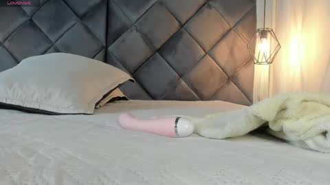 Snapshot of ebonyx40 chatting on May 4, 2026, 11:06 am ebonyx40 online show from May 4, 2026, 11:06 am