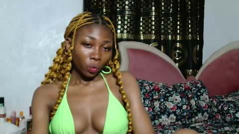 Snapshot of ebonyxxbabe chatting on June 8, 2026, 12:03 am ebonyxxbabe online show from June 8, 2026, 12:03 am