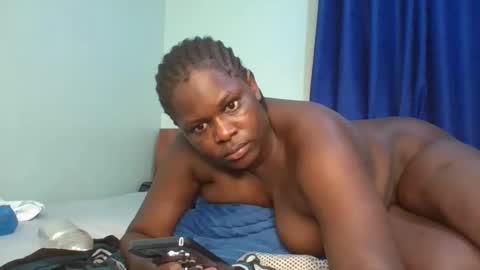 Snapshot of ebootye chatting on February 17, 2026, 1:24 am ebootye online show from February 17, 2026, 1:24 am