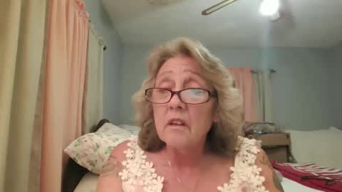 Lovebug1960 online show from March 25, 2026, 1:44 am