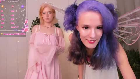 Asuna  Lana  online show from December 21, 2025, 7:59 am