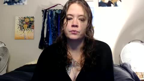 Weird Echo online show from October 5, 2025, 4:22 am