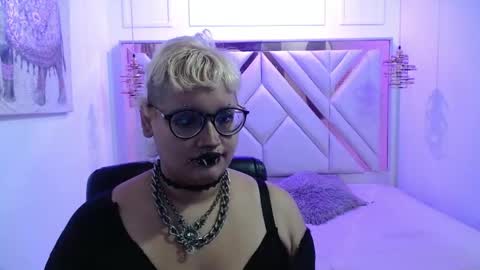 Snapshot of echypyon_tk chatting on May 21, 2026, 3:02 am Echypyon tk online show from May 21, 2026, 3:02 am