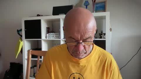Snapshot of eddelmar chatting on May 20, 2026, 7:58 am eddelmar online show from May 20, 2026, 7:58 am