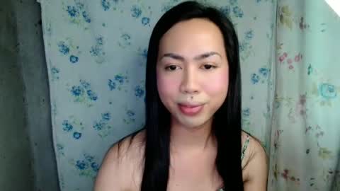 eddfox001 online show from May 31, 2026, 6:10 am