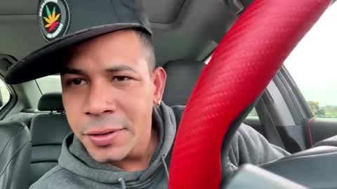 eddgarzay08 online show from April 25, 2026, 5:10 pm