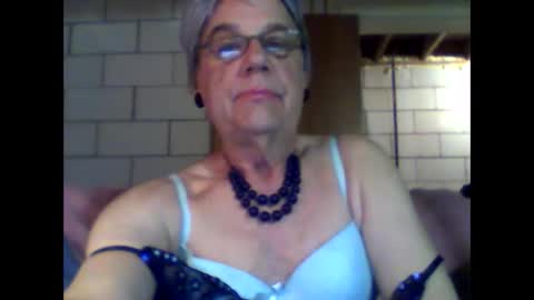 eddie595959 online show from April 2, 2026, 10:13 am