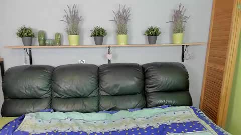 Snapshot of edgar_ray chatting on January 14, 2026, 12:05 am Edgar online show from January 14, 2026, 12:05 am