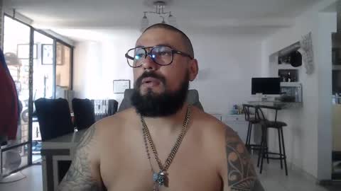 edgarram83 online show from February 10, 2025, 6:24 pm