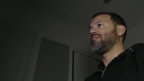 Snapshot of edge_masters chatting on January 5, 2025, 2:06 am EdgeM online show from January 5, 2025, 2:06 am