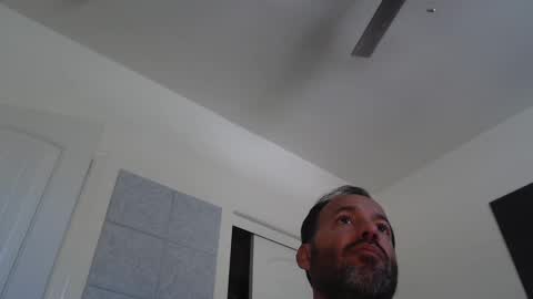 Snapshot of edge_masters chatting on January 16, 2025, 8:03 pm EdgeM online show from January 16, 2025, 8:03 pm