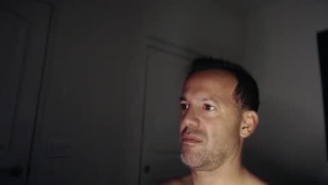 Snapshot of edge_masters chatting on September 14, 2025, 5:28 am EdgeM online show from September 14, 2025, 5:28 am