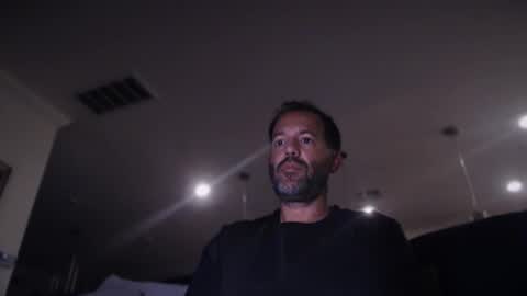 Snapshot of edge_masters chatting on December 14, 2025, 1:55 am EdgeM online show from December 14, 2025, 1:55 am