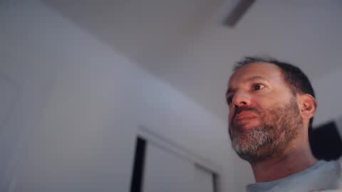 Snapshot of edge_masters chatting on February 10, 2026, 12:26 am EdgeM online show from February 10, 2026, 12:26 am