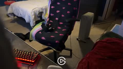 edgemeallnight online show from February 4, 2026, 6:19 am