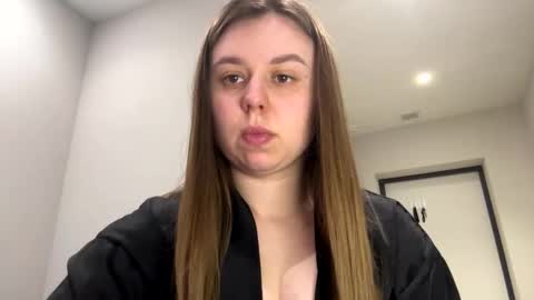 Edina online show from April 6, 2026, 10:05 am