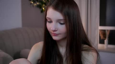 Lisa  online show from March 8, 2026, 11:30 pm