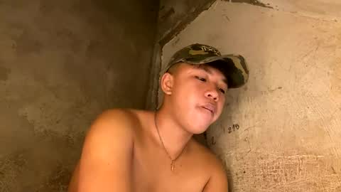 Snapshot of edrianburca052 chatting on April 1, 2026, 10:29 pm urasian chub online show from April 1, 2026, 10:29 pm