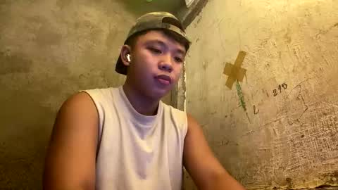 Snapshot of edrianburca052 chatting on April 9, 2026, 7:52 pm urasian chub online show from April 9, 2026, 7:52 pm