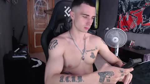 Snapshot of eduard_loveee chatting on August 8, 2026, 8:27 am Eduar online show from August 8, 2026, 8:27 am