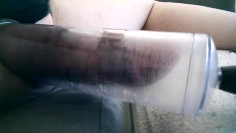 Snapshot of eduardo8inch chatting on November 10, 2025, 9:36 pm eduardo8inch online show from November 10, 2025, 9:36 pm