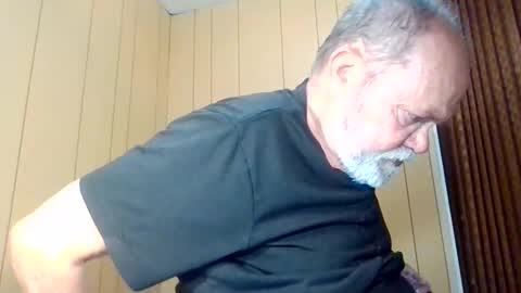 Snapshot of edwalters chatting on June 2, 2026, 10:50 am Eddie online show from June 2, 2026, 10:50 am