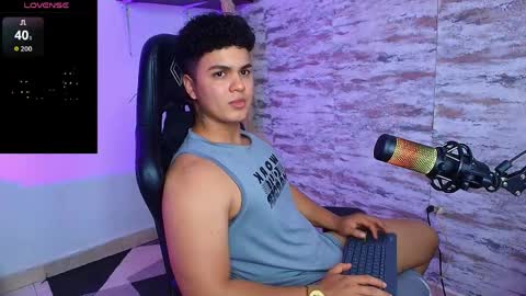 Snapshot of edward__clarck chatting on April 12, 2026, 3:00 am EDWARD CLARCK online show from April 12, 2026, 3:00 am