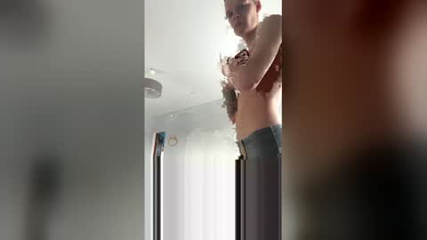 Snapshot of edward_secret chatting on February 26, 2026, 11:09 am edward_secret online show from February 26, 2026, 11:09 am