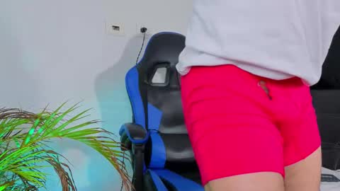 Edward Ross online show from December 22, 2025, 7:44 pm